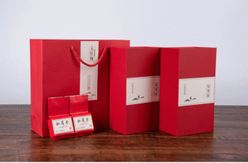 ���~���b��